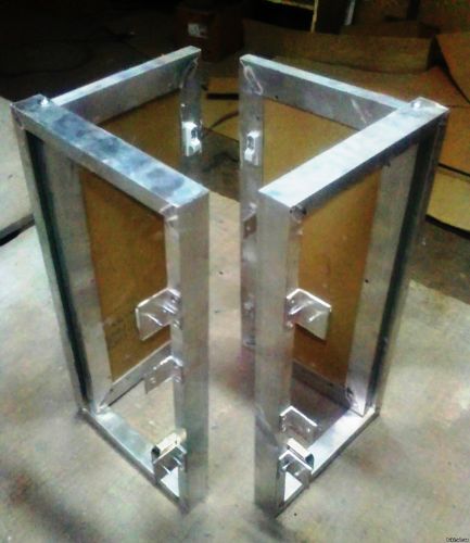 Алюминиевый люк невидимка Короб 30х50 см